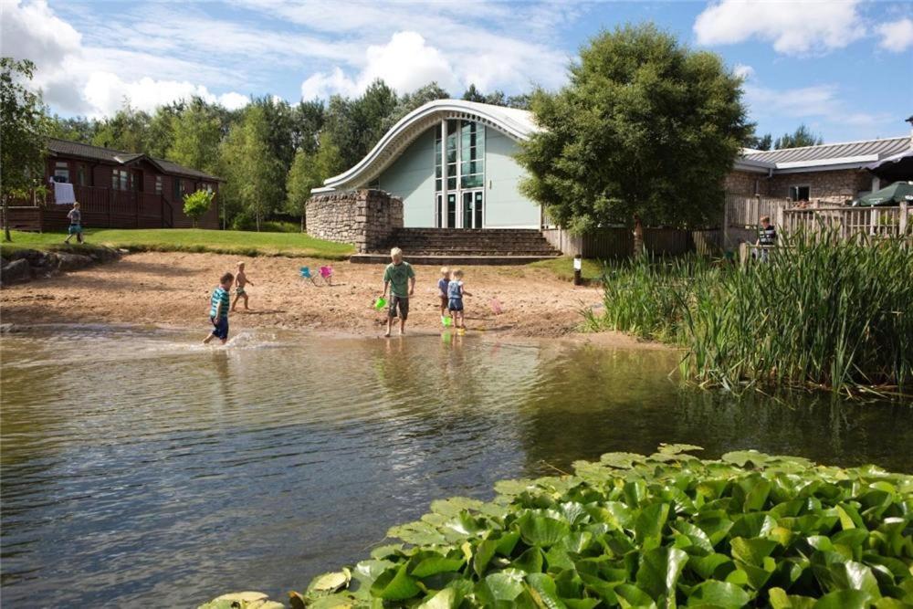 2 Bedroom Lakeview Lodge - Ensuite & Balcony Deck Carnforth Eksteriør billede
