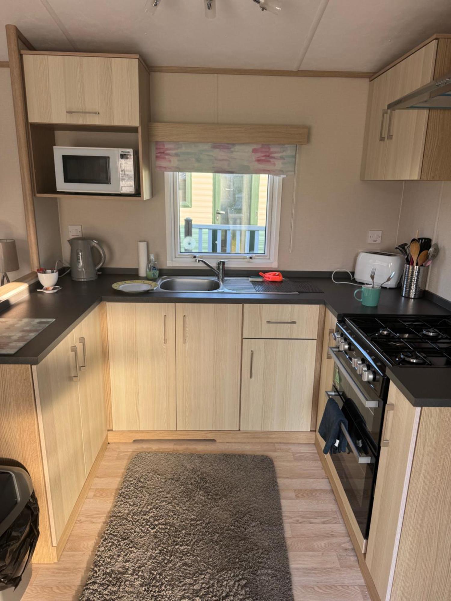 2 Bedroom Lakeview Lodge - Ensuite & Balcony Deck Carnforth Eksteriør billede